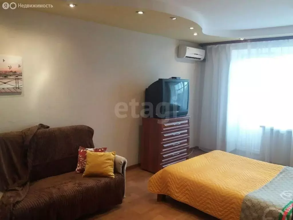 1-комнатная квартира: Пермь, улица Луначарского, 90 (35 м) - Фото 2