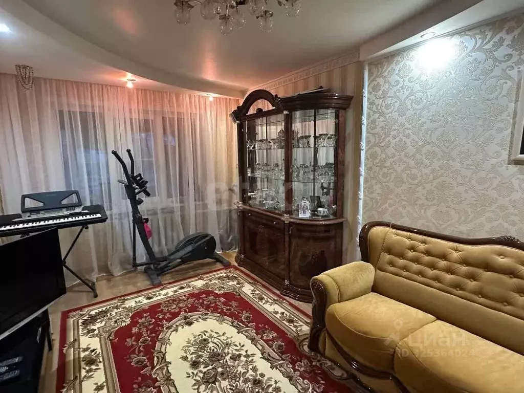 2-к кв. Тульская область, Киреевск ул. Чехова, 11 (55.0 м) - Фото 1