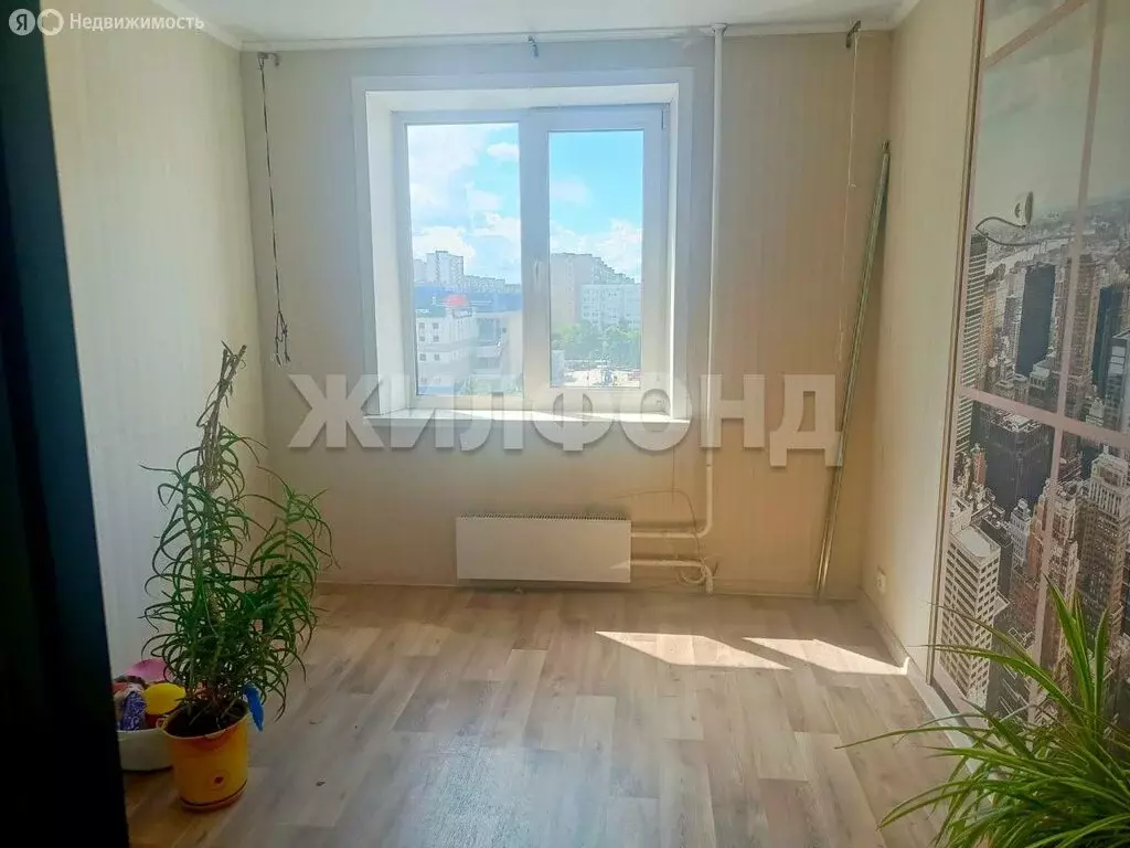 4-комнатная квартира: Тольятти, улица Дзержинского, 44 (78.5 м) - Фото 1