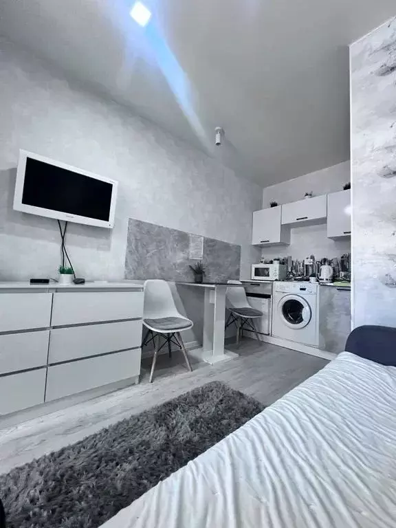 Студия Забайкальский край, Чита ул. Кастринская, 6 (32.0 м) - Фото 1