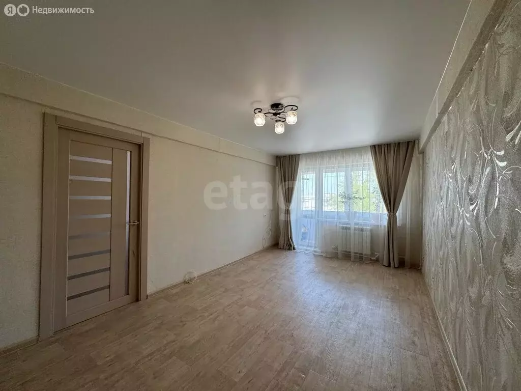 2-комнатная квартира: Ачинск, 4-й микрорайон, 1 (44.9 м) - Фото 2
