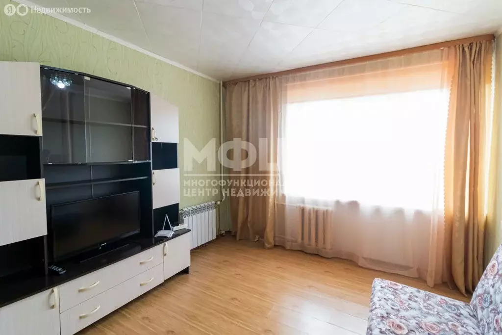 1к в 8-комнатной квартире (18 м) - Фото 1