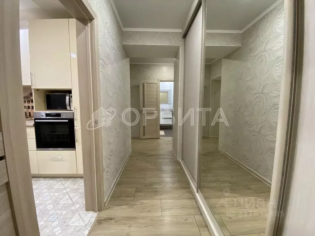 3-к кв. Тюменская область, Тюмень Ямская ул., 90 (105.0 м) - Фото 0