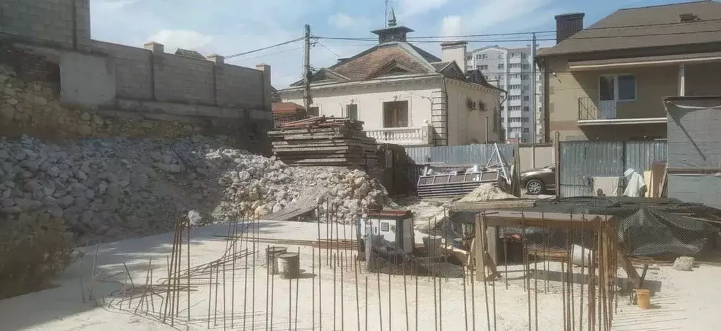 Участок в Севастополь ул. Декабристов, 57 (5.0 сот.) - Фото 1