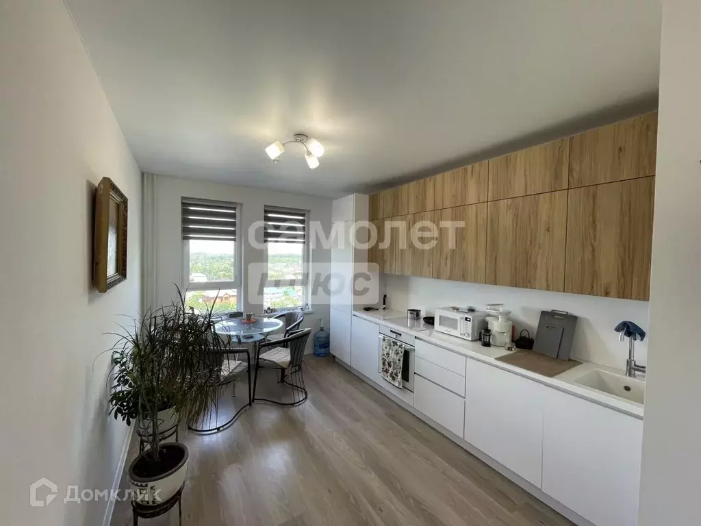 Продаётся 2-к квартира, 55.9 м - Фото 0
