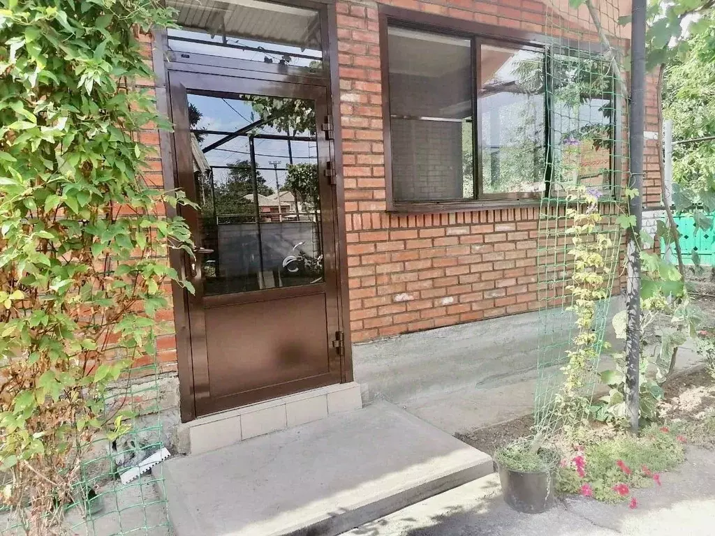Дом в Ростовская область, Родионово-Несветайская сл. ул. Ростовская, 7 ... - Фото 0