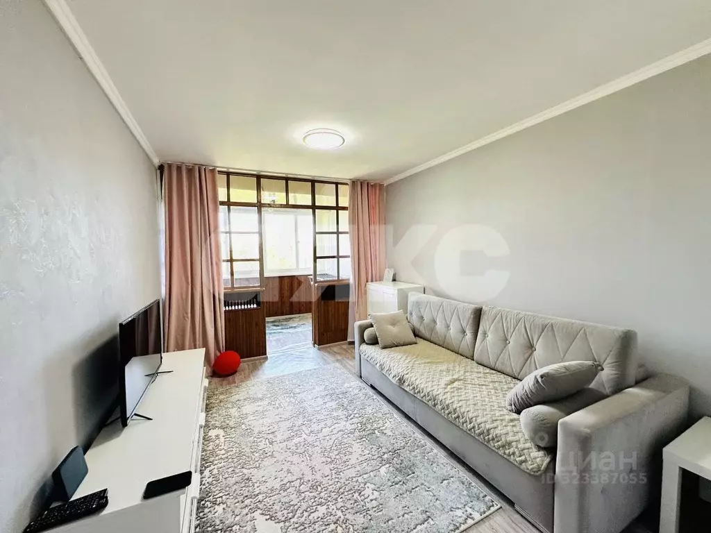 2-к кв. Краснодарский край, Сочи Новый Сочи мкр, ул. Цюрупы, 8 (54.0 ... - Фото 1