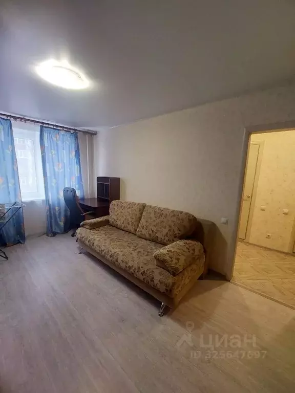 1-к кв. Псковская область, Псков Рижский просп., 79А (36.0 м) - Фото 2