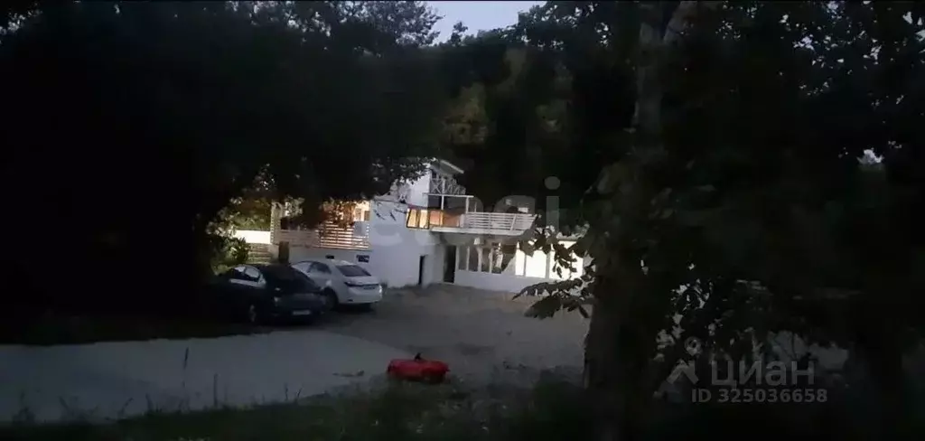 Дом в Краснодарский край, Геленджик городской округ, с. ... - Фото 2