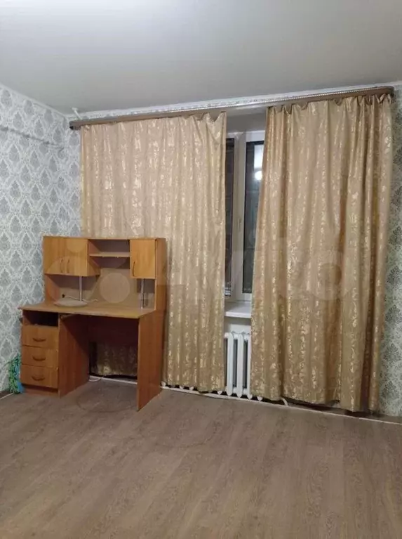 Комната 17 м в 1-к, 1/5 эт. - Фото 0
