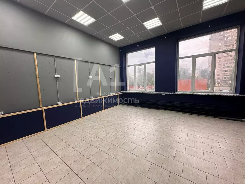 Помещение свободного назначения в Челябинская область, Челябинск ул. ... - Фото 2