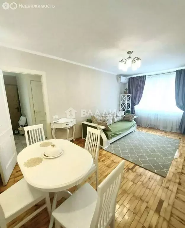 3-комнатная квартира: Белгород, улица Победы, 54 (62.4 м) - Фото 1
