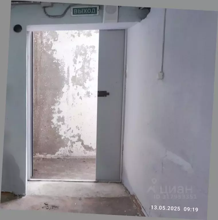 Помещение свободного назначения в Омская область, с. Колосовка ул. ... - Фото 1