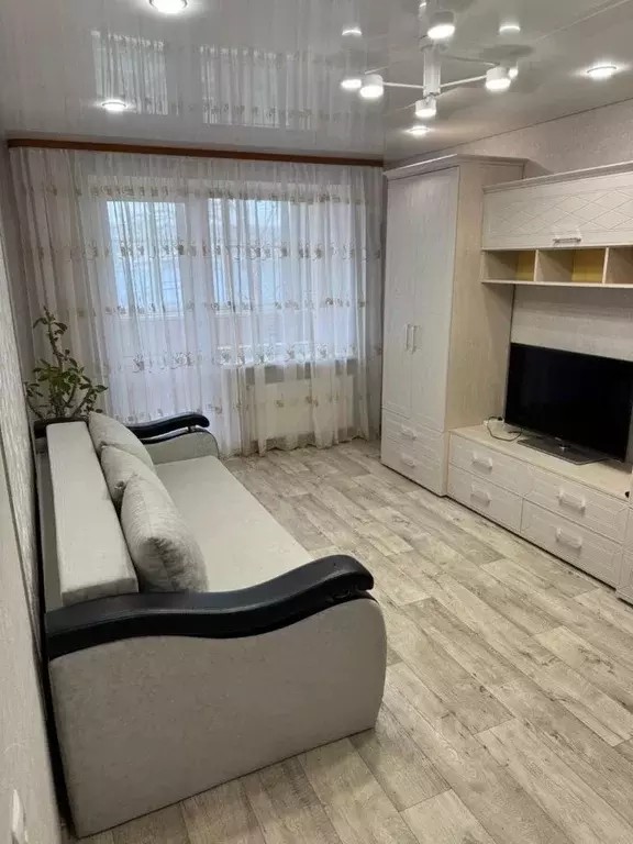 2-к кв. Хабаровский край, Хабаровск Краснодарский пер., 1А (50.0 м) - Фото 1