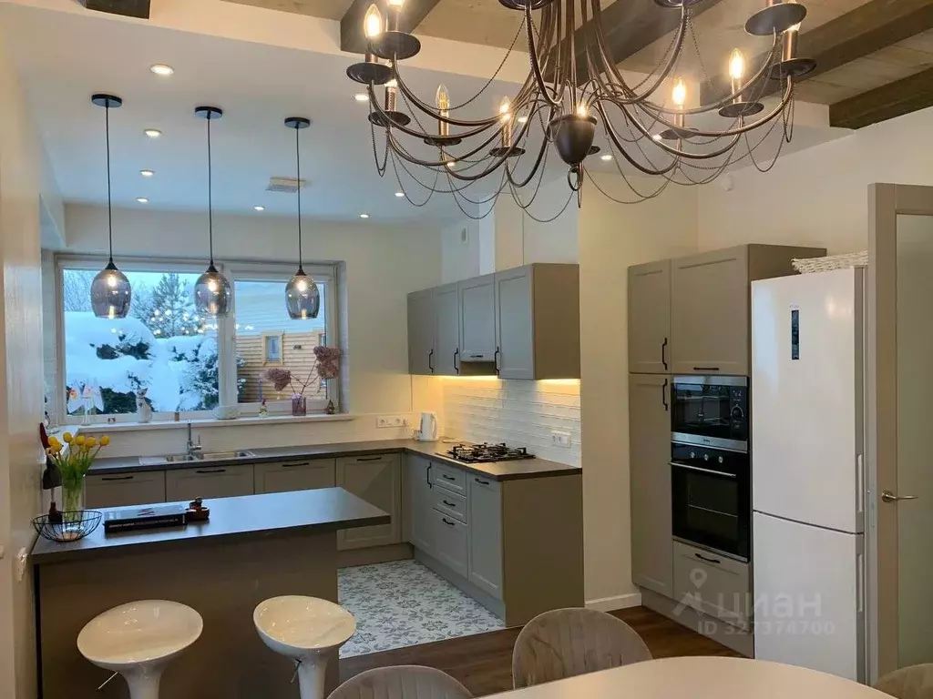 Дом в Ленинградская область, Выборгский район, Первомайское с/пос, ... - Фото 1