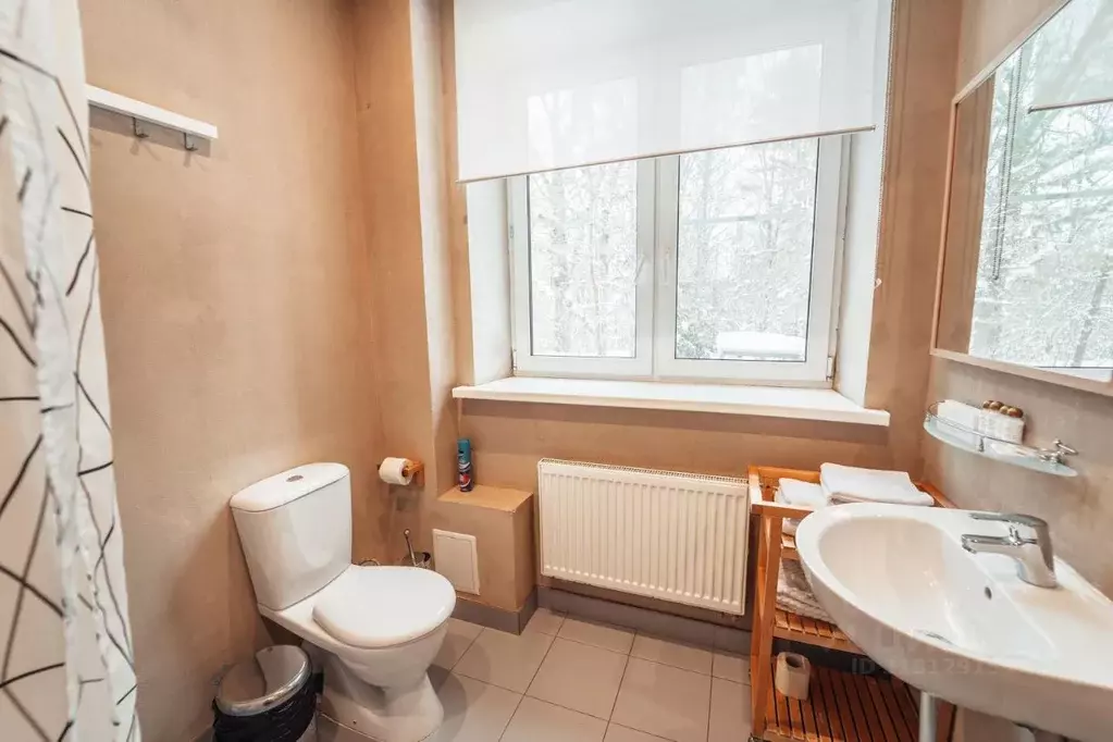 Комната Калужская область, Дзержинский район, Угорское с/пос, д. ... - Фото 2