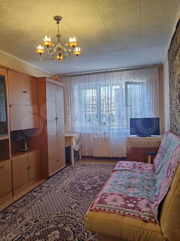 1-к. квартира, 40 м, 1/9 эт. - Фото 0