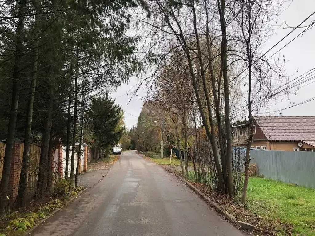 Участок в Московская область, Красногорск городской округ, с. ... - Фото 1