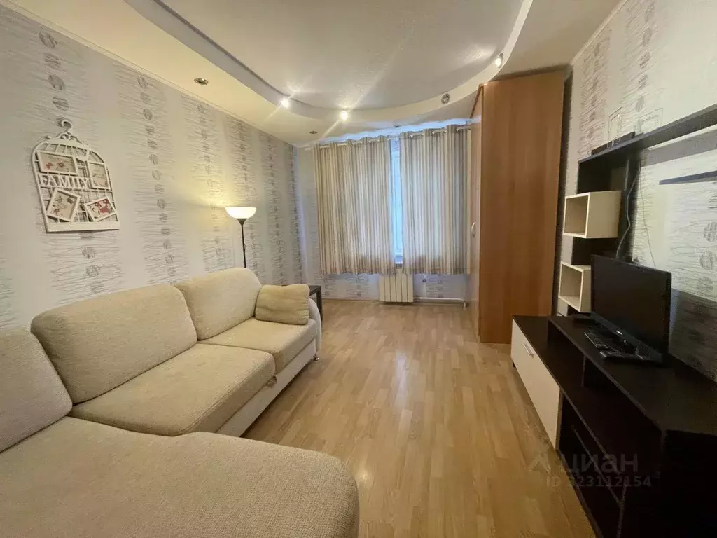 3-к кв. Ленинградская область, Кингисепп ул. Ковалевского, 9 (71.7 м) - Фото 1