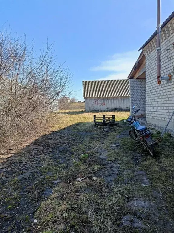 Дом в Мордовия, Краснослободский район, Старозубаревское с/пос, с. ... - Фото 2
