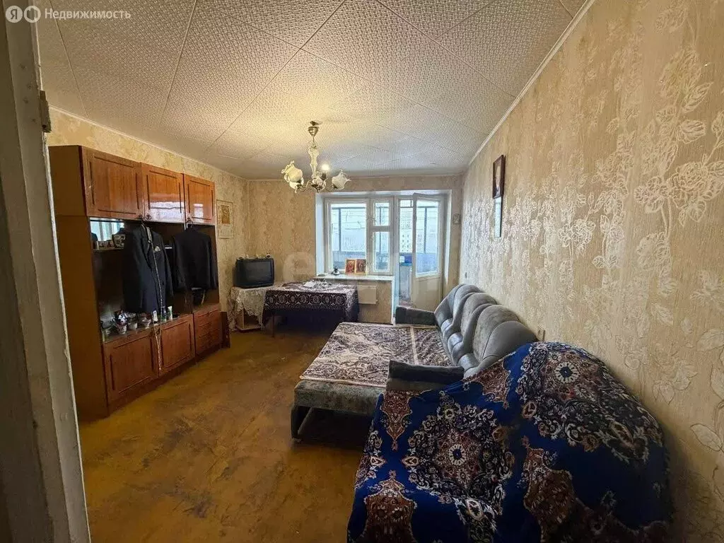 3-комнатная квартира: Стерлитамак, Коммунистическая улица, 38 (61.3 м) - Фото 1