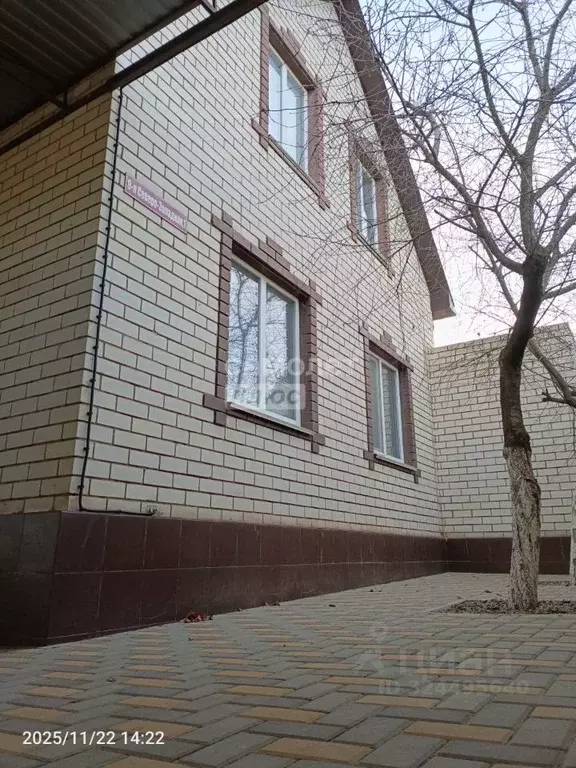 Дом в Калмыкия, Элиста Северо-Западная 9-я ул., 1 (163 м) - Фото 2