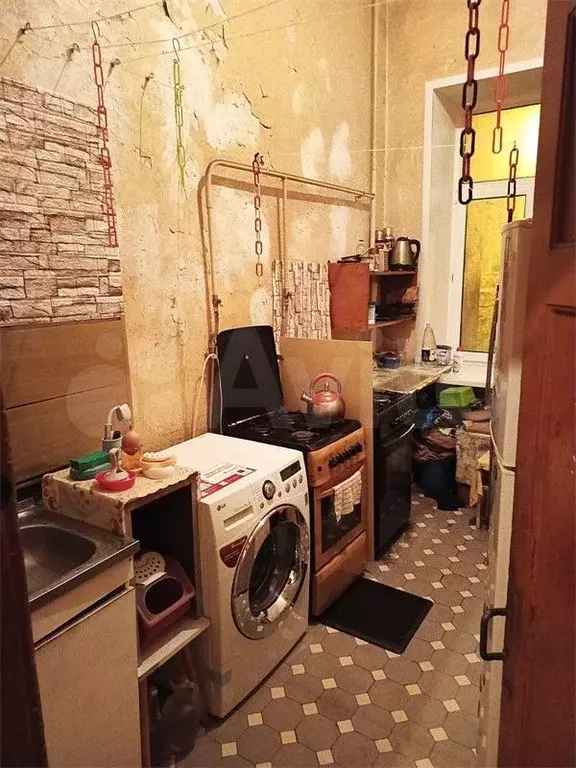 Комната 19 м в 5-к., 2/4 эт. - Фото 1