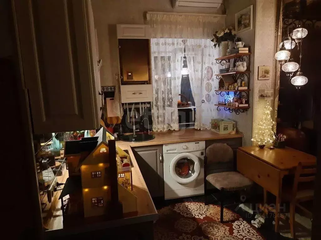 1-к кв. Крым, Феодосия бул. Адмиральский, 32 (26.7 м) - Фото 1