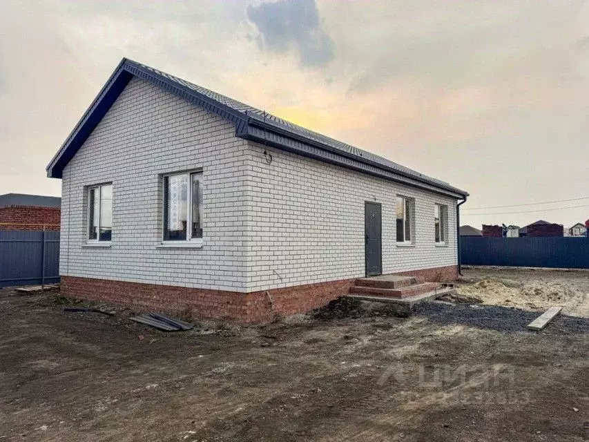 Дом в Ростовская область, Неклиновский район, с. Новобессергеневка ул. ... - Фото 2