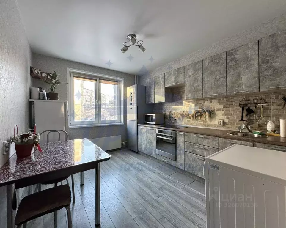 3-к кв. Нижегородская область, Нижний Новгород Мончегорский мкр, ул. ... - Фото 1