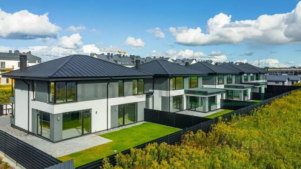 Дом в Калининградская область, Гурьевский муниципальный округ, пос. ... - Фото 2