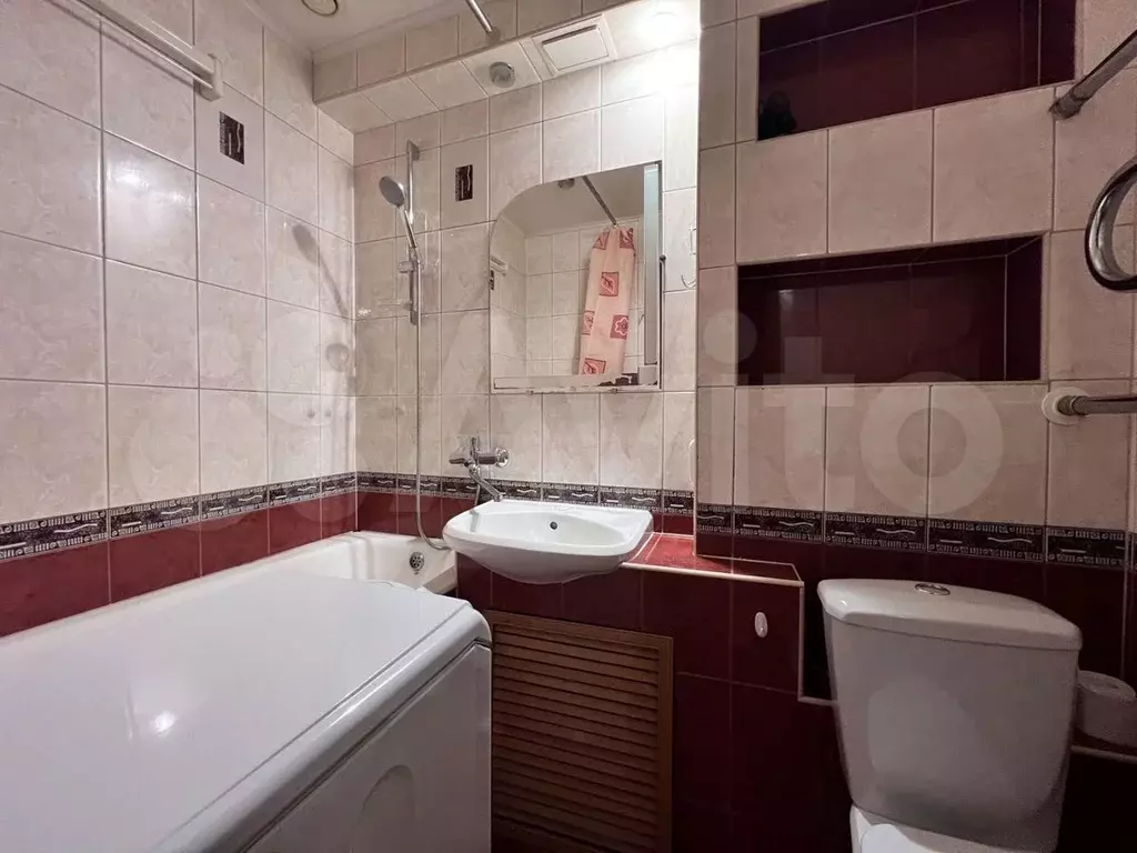3-к. квартира, 47 м, 5/5 эт. - Фото 0
