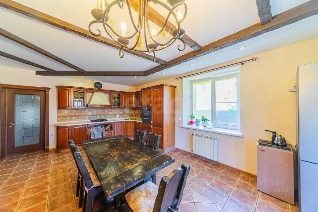 Дом в Саратовская область, пос. Новогусельский ул. Лазаревская, 5 (339 ... - Фото 1