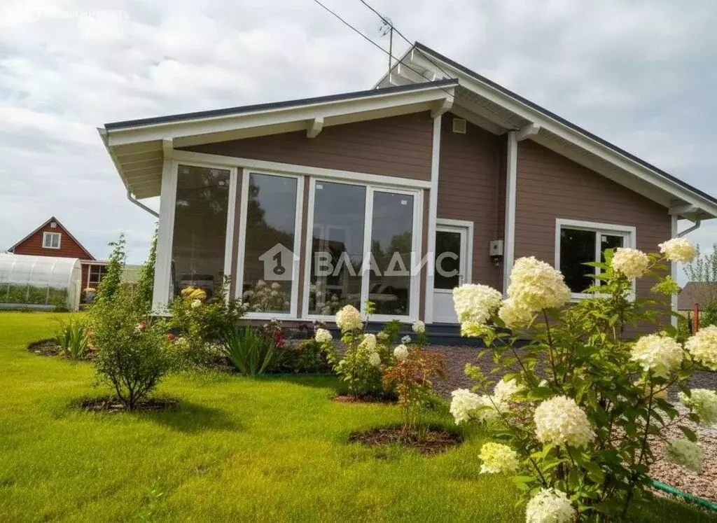 Дом в деревня Вартемяги, улица Василевского, 15 (110 м) - Фото 1