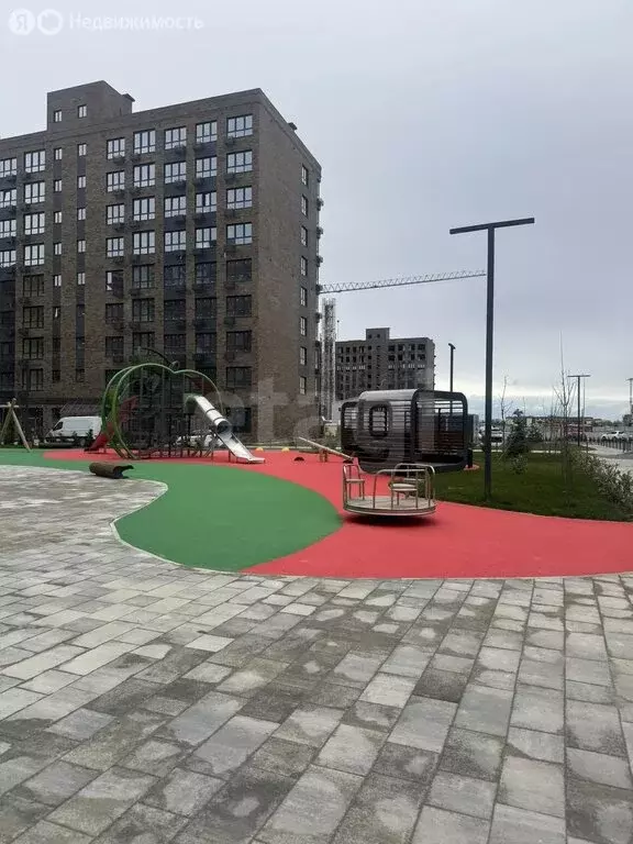 3-комнатная квартира: Майкоп, улица 12 Марта, 187к2 (81.9 м) - Фото 1