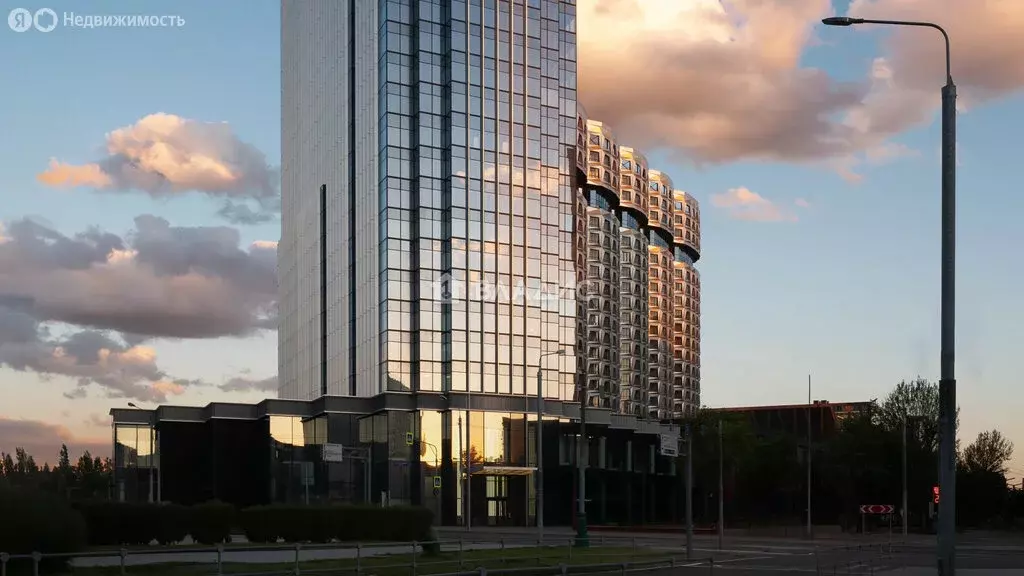 2-комнатная квартира: Москва, бульвар Братьев Весниных, 1 (71 м) - Фото 1