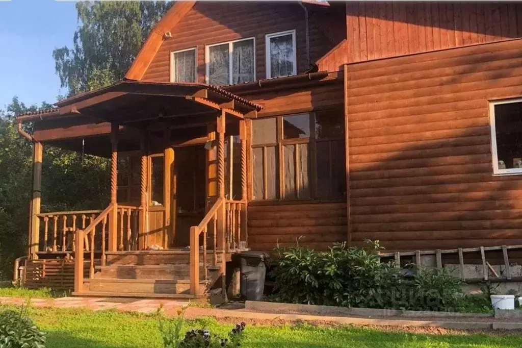 Дом в Ленинградская область, Гатчинский район, Вырица городской ... - Фото 1