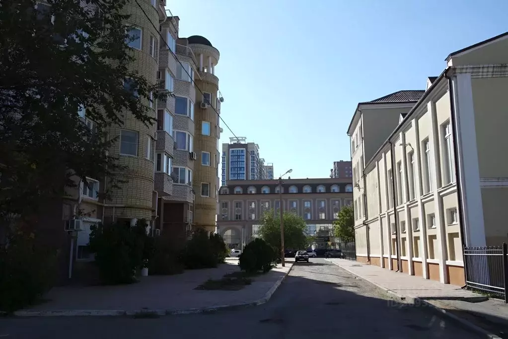 3-к кв. Астраханская область, Астрахань Бакинская ул., 85 (93.6 м) - Фото 1