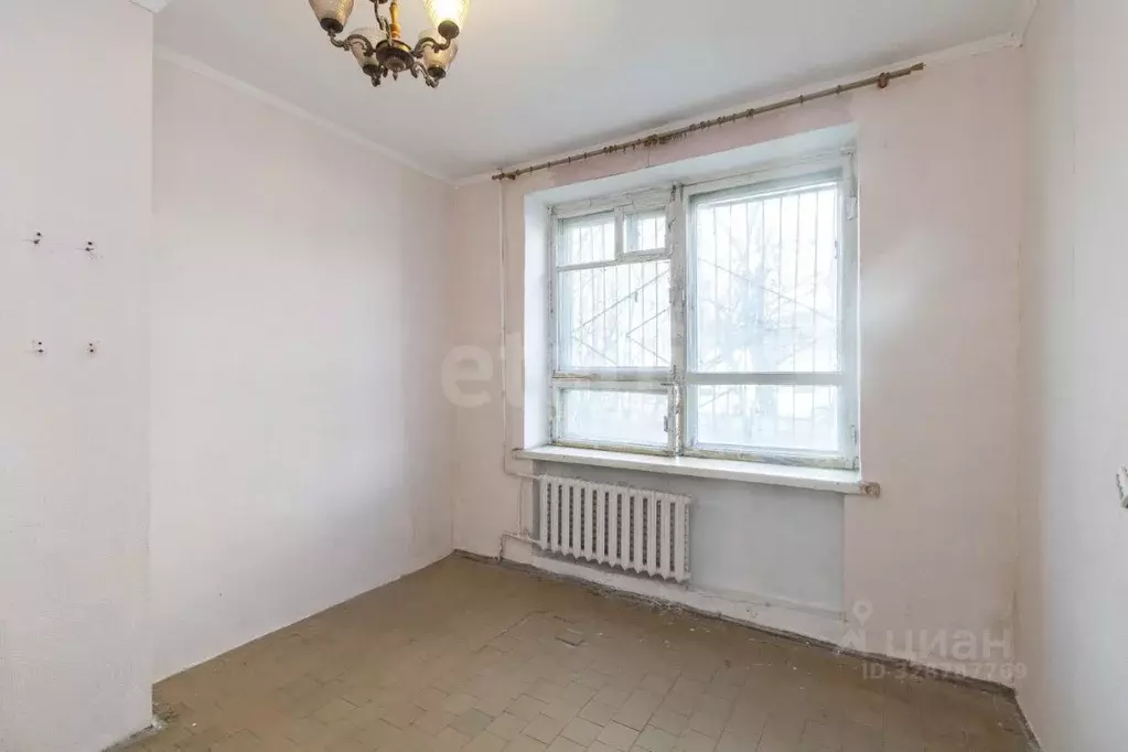 Комната Тюменская область, Тюмень Сургутская ул., 2 (54.5 м) - Фото 1