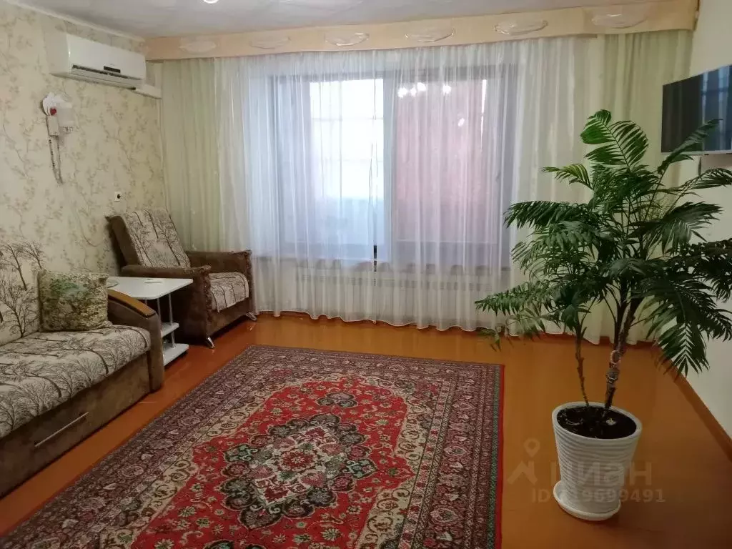1-к кв. Оренбургская область, Соль-Илецк Илецкая ул., 1А (40.0 м) - Фото 0