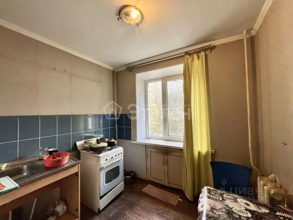 3-к кв. Волгоградская область, Волгоград ул. Милиционера Буханцева, 42 ... - Фото 1