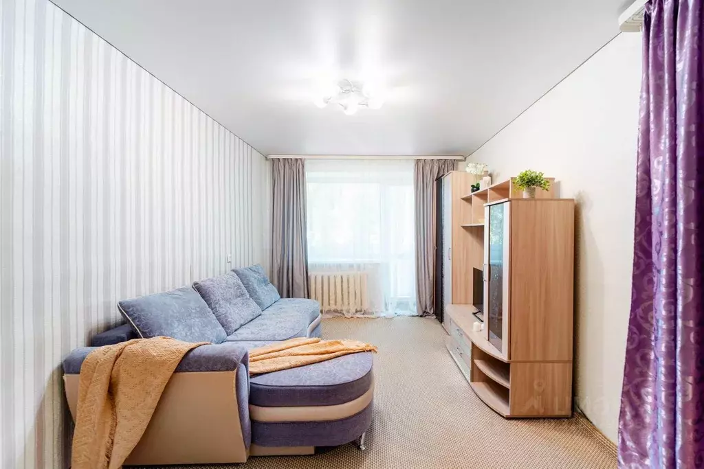 1-к кв. Омская область, Омск Съездовская ул., 4 (30.0 м) - Фото 0