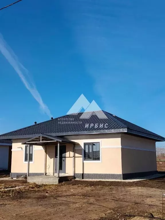 Дом в Алтайский край, Первомайский район, с. Фирсово ул. Ивана ... - Фото 1