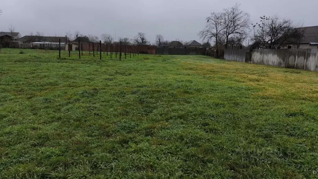 Участок в Чеченская республика, Наурский район, Ищерское с/пос, ... - Фото 1
