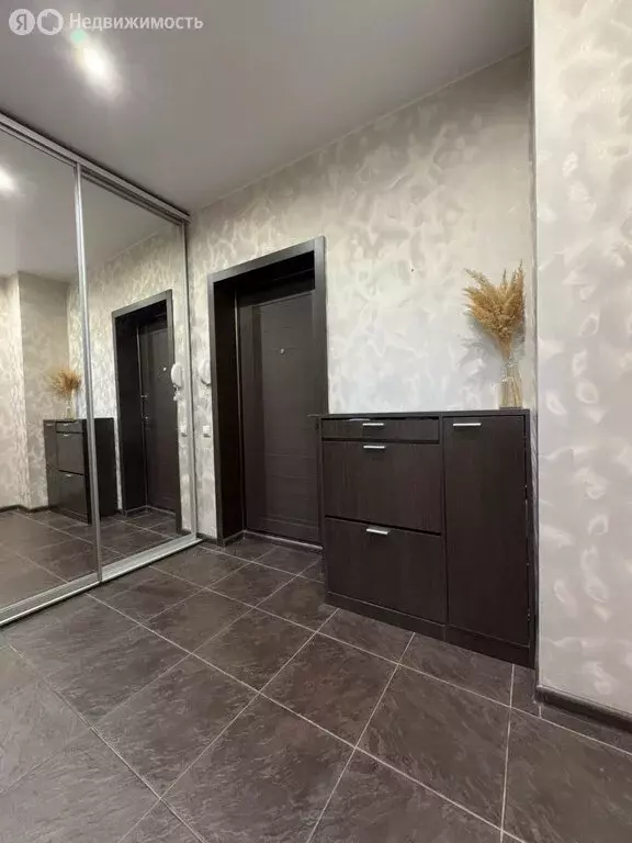 1-комнатная квартира: Киров, Ленинский район, улица Калинина, 40 (41.5 ... - Фото 1