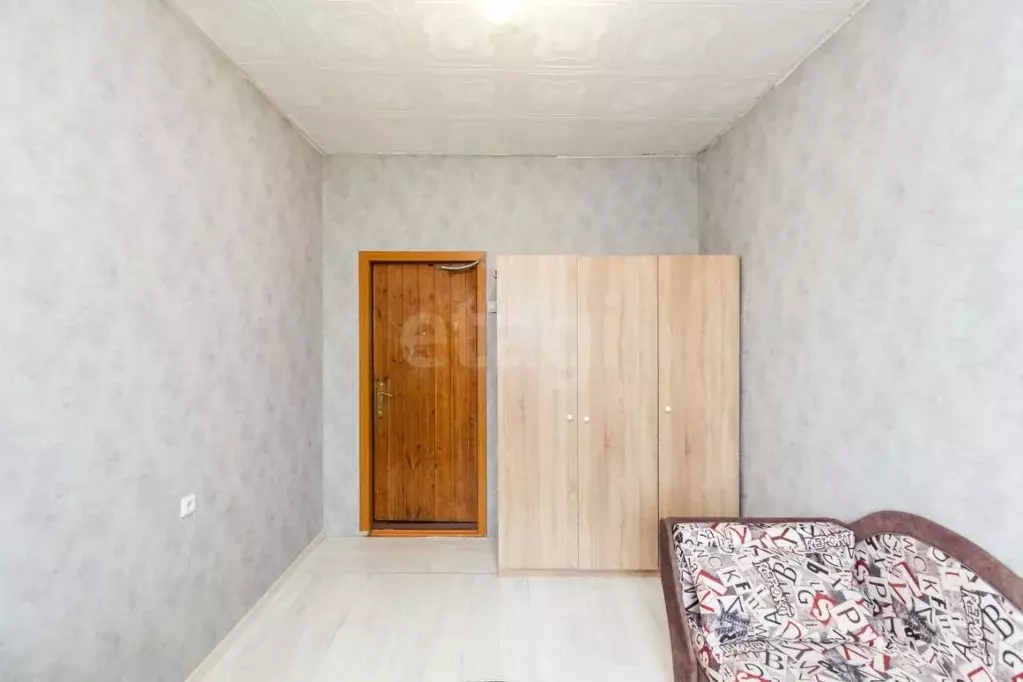 Комната Ханты-Мансийский АО, Сургут проезд Первопроходцев, 2 (11.7 м) - Фото 0