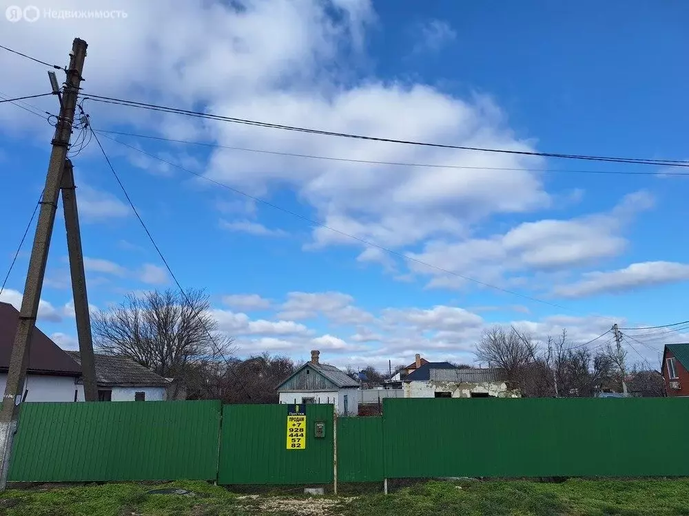 Участок в посёлок Виноградный, Красная улица (11 м) - Фото 1