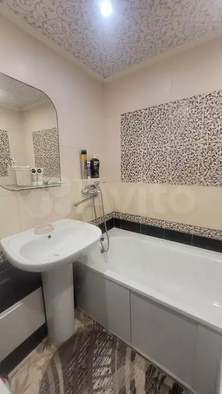 1-к. квартира, 31,9 м, 9/9 эт. - Фото 0