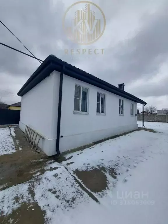 Дом в Ставропольский край, Предгорный муниципальный округ, пос. ... - Фото 0