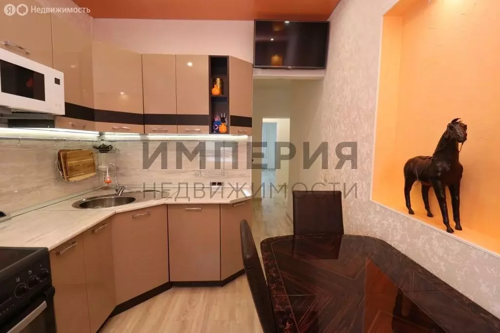 2-комнатная квартира: Магадан, Портовая улица, 25/21 (59.7 м) - Фото 1